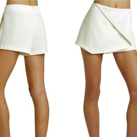 BCBGeneration creme leather skort size 2 - Picture 5 of 5